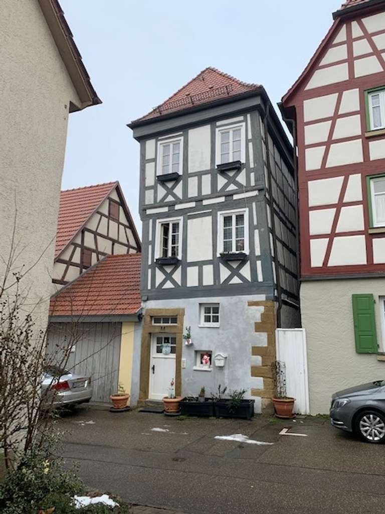 Immobilie in Bad Wimpfen - *** Dreigeschossiges Fachwerkhaus inmitten von Bad Wimpfen***! - Bild 0
