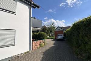 Mehrfamilienhaus als Top Kapitalanlage mit großem Grundstück – Die vollständige Adresse der Immobilie erhältst du vom Anbieter., 72406 Bisingen – Vorschaubild 4