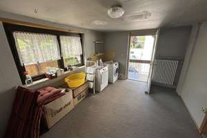 Solides und gepflegtes Einfamilienhaus mit Hof, Garten und 2 Garagen – Die vollständige Adresse der Immobilie erhältst du vom Anbieter., 76857 Silz – Vorschaubild 11