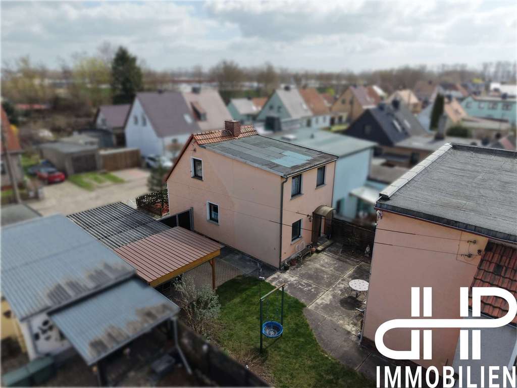 Immobilie in Magdeburg - Zwei Häuser, viele Möglichkeiten – vielseitiges Wohnen auf einem Grundstück - Bild 4