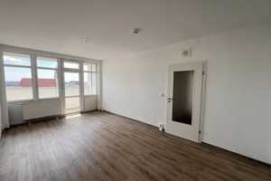 *Senioren aufgepasst - Ihre neue Wohnung mit schönem Blick über Magdeburg* – Jakobstr. 7a, 39104 Magdeburg – Vorschaubild 3