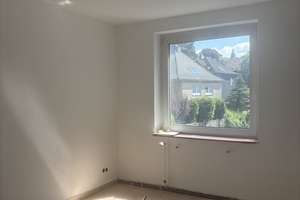 Lichtdurchflutete frisch renovierte 3-Zimmer-Wohnung mit Balkon  – Die vollständige Adresse der Immobilie erhältst du vom Anbieter., 42853 Stadtpark, Remscheid – Vorschaubild 6