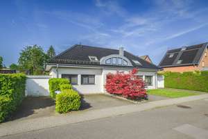 Freistehendes, bezugsfreies Dreifamilienhaus mit zahlreichen Nutzungsmöglichkeiten in Oberforstbach – Die vollständige Adresse der Immobilie erhältst du vom Anbieter., 52076 Oberforstbach, Aachen – Vorschaubild 27