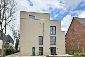 3-Zimmer-Wohnung in neuwertigem Zustand in Hamburg-Schnelsen – Holsteiner Chaussee 311, 22457 Schnelsen, Hamburg – Vorschaubild 2