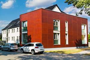 Modern, hell u. citynah – exklusives Wohnen mit großer Dachterrasse