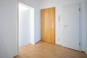 *PRAKTISCHer Grundriss_Tageslichtbad_Balkon_AR_familiäres Flair_VIEL GRÜN_HANSEVIERTEL – Geschwister-Scholl-Straße 17, 99085 Erfurt – Vorschaubild 18