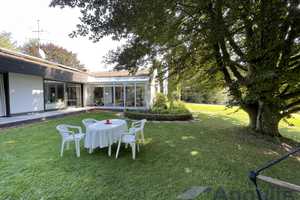 Großzügige Villa m. Hallenbad, Whirlpool & Sauna, tolle Ortsrandlage – Aichach-Friedberg (Kreis) – Vorschaubild 9