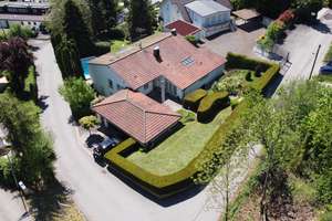 Einfamilienhaus mit Garten und Außenpool in bester Lage Reutlingens – Die vollständige Adresse der Immobilie erhältst du vom Anbieter., 72766 Reutlingen-Mitte, Reutlingen – Vorschaubild 8