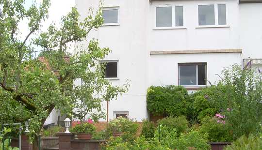 Bild von 1 - 3 Familienhaus mit gr. Garten u. Garage in ruhiger Wohnlage