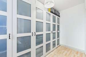 Stilvolles Wohnen auf zwei Ebenen – Willkommen in Ihrem neuen Zuhause! – Die vollständige Adresse der Immobilie erhältst du vom Anbieter., 85051 Süd, Ingolstadt – Vorschaubild 9
