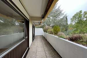 Helle, moderne 3- Zimmer-Wg,  Eichenparkett, grosser begrünter Balkon, saniert – Kurt- Schumacher- Strasse 50, 64297 Eberstadt, Darmstadt – Vorschaubild 3