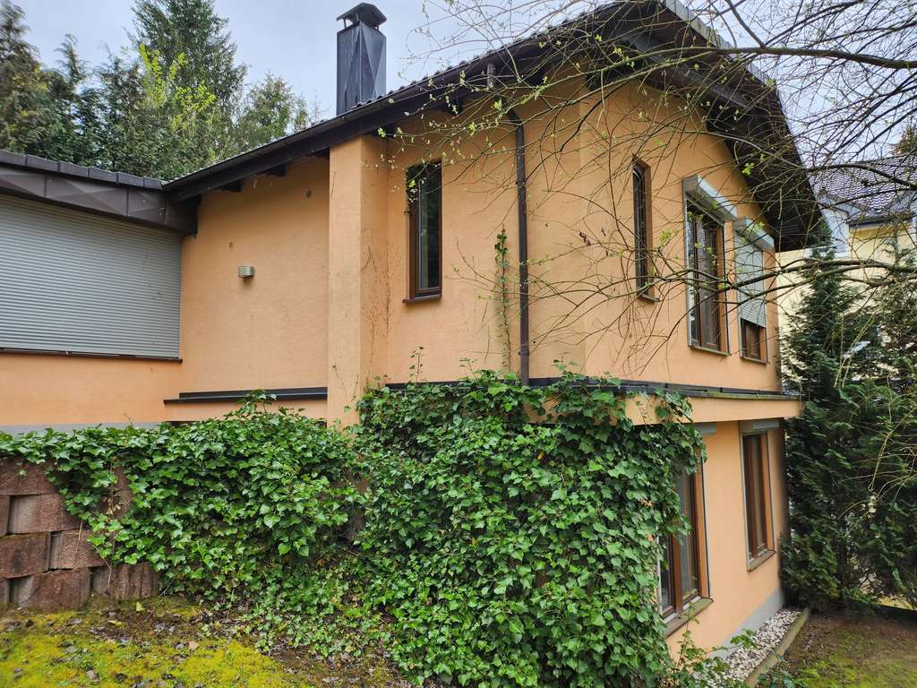 Immobilie in Neunkirchen-Seelscheid - Stilvolles Einfamilienhaus inklusive Einzelgarage - Bild 3