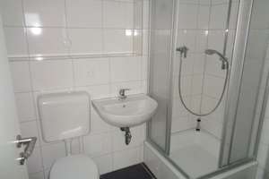 Renovierte + kompakte 3-Zimmer-Wohnung, 2 Balkone mit Weitblick, Duschbad + Aufzug – Kurt-Schumacher-Straße 12, 38102 Viewegsgarten-Bebelhof, Braunschweig – Vorschaubild 8