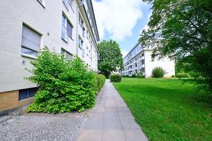 Bezugsfreie 1 Zimmer Eigentumswohnung mit ca. 36,4 m² Wohnfläche, Einbauküche und ruhigem Balkon – Die vollständige Adresse der Immobilie erhältst du vom Anbieter., 12305 Lichtenrade, Berlin – Vorschaubild 20