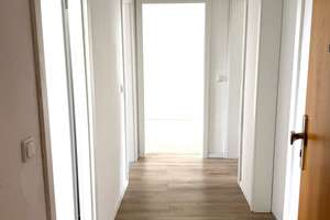 +++Familiendomizil mit Wannenbad und Balkon+++ – 39108 Stadtfeld Ost, Magdeburg – Vorschaubild 2