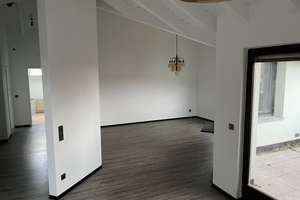 renovierte DG-Wohnung mit Stellplätzen und Dachterrasse+++ – Hungerbergstrasse 72, 71364 Winnenden – Vorschaubild 14