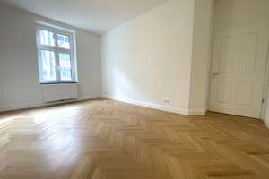 Erstbezug Altbauperle Pempelfort! Stilvoll kernsanierte 3 Zi.-Beletage mit Balkon u. Aufzug – 40211 Pempelfort, Düsseldorf – Vorschaubild 4