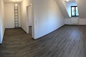 Moderne Doppelhaushälfte mit Garten und sechs Zimmern in begehrter Lage von Ismaning – Aschheimer Straße 25, 85737 Ismaning – Vorschaubild 9
