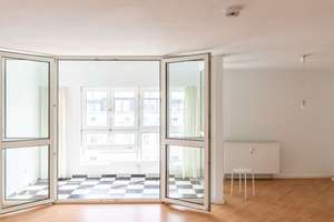 HOMESK - Sofort bezugsfreie 2-Zimmer-DG-Wohnung mit Süd-Wintergarten an der Kantstraße – Kantstraße 63, 10627 Charlottenburg, Berlin – Vorschaubild 3