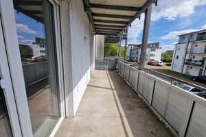 WBS erforderlich:  2 ZKB Wohnung mit Balkon