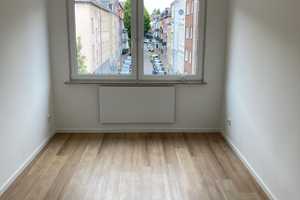 Sehr schöne und sanierte 3-Zimmer Wohnung mit Einbauküche *Ab SOFORT Verfügbar* – Vereinsstraße 11, 47799 Krefeld – Vorschaubild 5