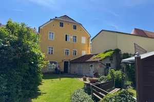 Provisionsfrei - Historisches Mehrfamilienhaus in Ortsmitte mit 780 qm² Garten – Markstraße 24, 93176 Beratzhausen – Vorschaubild 1