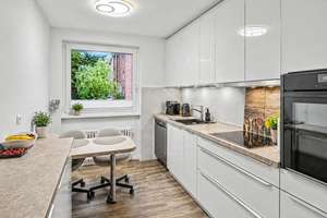 Einfach einziehen - Kernsanierte 3-Zimmer-Eigentumswohnung mit modernem Ambiente in Hamburg – 22147 Rahlstedt, Hamburg – Vorschaubild 4