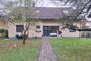 88048 Friedrichshafen Bodensee Renovierte 4 Zimmerwohnung ca. 110 qm mit Garage Terrasse 