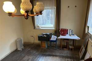 Wohnhaus, 3 WE + DG-Ausbau möglich; zentrale Lage, Garage, renovierungsbedürftig! – Die vollständige Adresse der Immobilie erhältst du vom Anbieter., 96106 Ebern – Vorschaubild 5