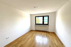 Wohnung für Studenten WG
Helle 3 Zimmerwohnung mit Balkon
ZU VERMIETEN – Die vollständige Adresse der Immobilie erhältst du vom Anbieter., 81241 Pasing, München – Vorschaubild 3