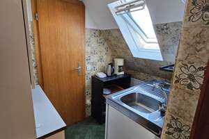 Möblierte DG-Wohnung mit Charme in DU-Neudorf – nur wenige Minuten vom Hbf entfernt – Koloniestraße 0, 47057 Neudorf-Süd, Duisburg – Vorschaubild 18