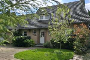 Toplage Krefeld Fischeln,charmantes EFH im Vintage Stil mit traumhaftem Garten und Garage