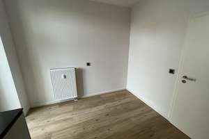 Modernes Wohnen auf 50 m² – Balkon, Einbauküche & Abstellraum – 39104 Buckau, Magdeburg – Vorschaubild 4