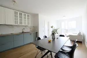 Smart Living in Düsseldorf-Heerdt – 2-Zimmer mit EBK & Balkon im Neubauquartier, teilmöbliert – Düsseldorf – Vorschaubild 1