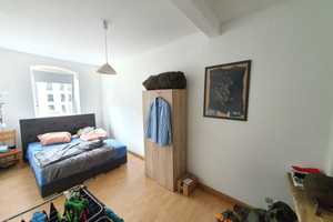 Einbauküche und Tageslichtbad mit Wanne - gut geschnittene 2-Zimmerwohnung nahe Uni! – Bogenstraße a.A., 99089 Erfurt – Vorschaubild 3