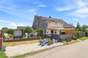 Ländlich eingebettete und modernisierte Doppelhaushälfte mit Garage, Kaminofen und Einbauküche – Die vollständige Adresse der Immobilie erhältst du vom Anbieter., 53894 Mechernich – Vorschaubild 16