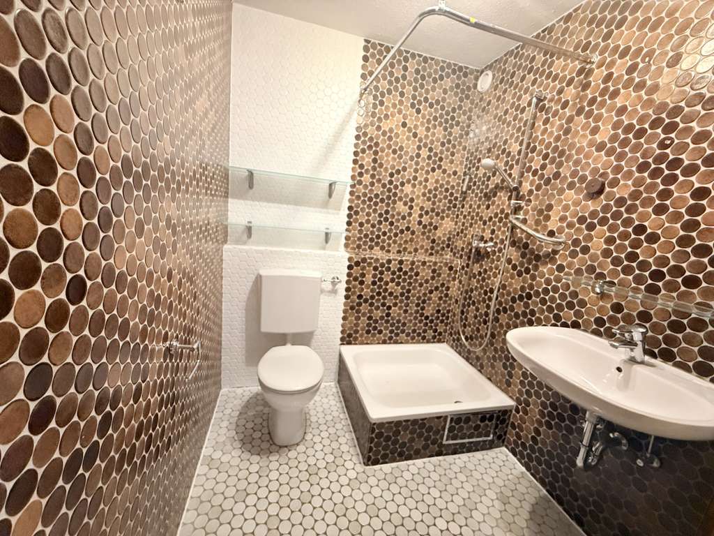 Immobilie in Eisingen - Helle  3,5-Zimmer-Wohnung im Grünen - Bild 4