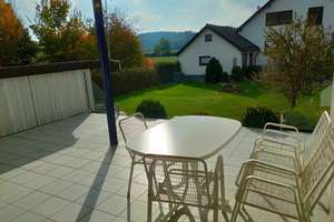 Gepflegte Wohnung im Zweifamilienhaus mit 5 Zimmern sowie Terrasse, Einbauküche und neuem Bad – Die vollständige Adresse der Immobilie erhältst du vom Anbieter., 89291 Holzheim – Vorschaubild 25