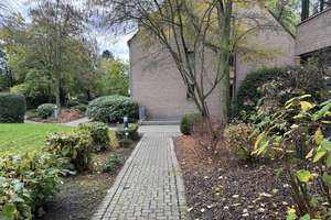 Gut geschnitten - ruhig gelegen - Blick ins Grüne mit Stellplatz in gepflegter Umgebung – Die vollständige Adresse der Immobilie erhältst du vom Anbieter., 50859 Lövenich, Köln – Vorschaubild 13