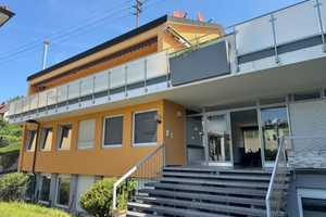 Lukrative Kapitalanlage:Maisonette + 335 m² Gewerbe + Doppelgarage – Esslingen (Kreis) – Vorschaubild 1