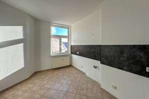 +++Schickes Dachgeschoss in freundlicher Hausgemeinschaft mit Duschbad+++ – Schäfferstraße 24, 39112 Leipziger Straße, Magdeburg – Vorschaubild 4