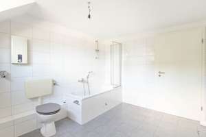 Einladend und Individuell: Wohlfühlwohnung
in Leithe – Die vollständige Adresse der Immobilie erhältst du vom Anbieter., 44866 Leithe, Bochum – Vorschaubild 3