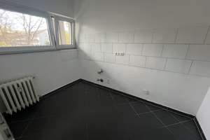 Klein Fein Mein ! 2 Zi.- Whng. - modernes Duschbad mit Fenster und Balkon - Duisburg – Beethovenstr. 7, 47226 Rheinhausen-Mitte, Duisburg – Vorschaubild 3