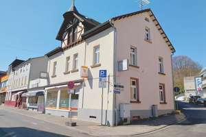 Großes Wohn-/Geschäftshaus mit großen Nebengebäuden in Nidda – Die vollständige Adresse der Immobilie erhältst du vom Anbieter., 63667 Nidda – Vorschaubild 2