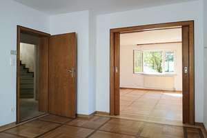 Zweigenerationenhaus mit Garten und Garage. – Die vollständige Adresse der Immobilie erhältst du vom Anbieter., 71336 Waiblingen – Vorschaubild 15