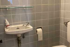 Renovierte 3. Zi.- Wohnung mit schöner Küche und zwei Balkone, ab sofort verfügbar – Urftstraße 111, 41239 Mönchengladbach – Vorschaubild 17
