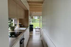 Neuwertiges 3-Zimmer-Tiny-House mit Lehmputz, Schwedenofen, geh. Innenausstattung und EBK – Günzburg (Kreis) – Vorschaubild 5
