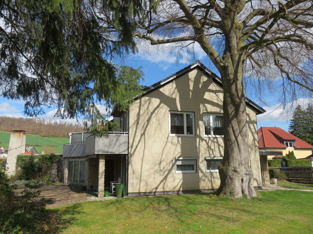 Immobilie in Delligsen - *Delligsen* 190 m² großes REH mit 1552 m² Grundstück. - Bild 2