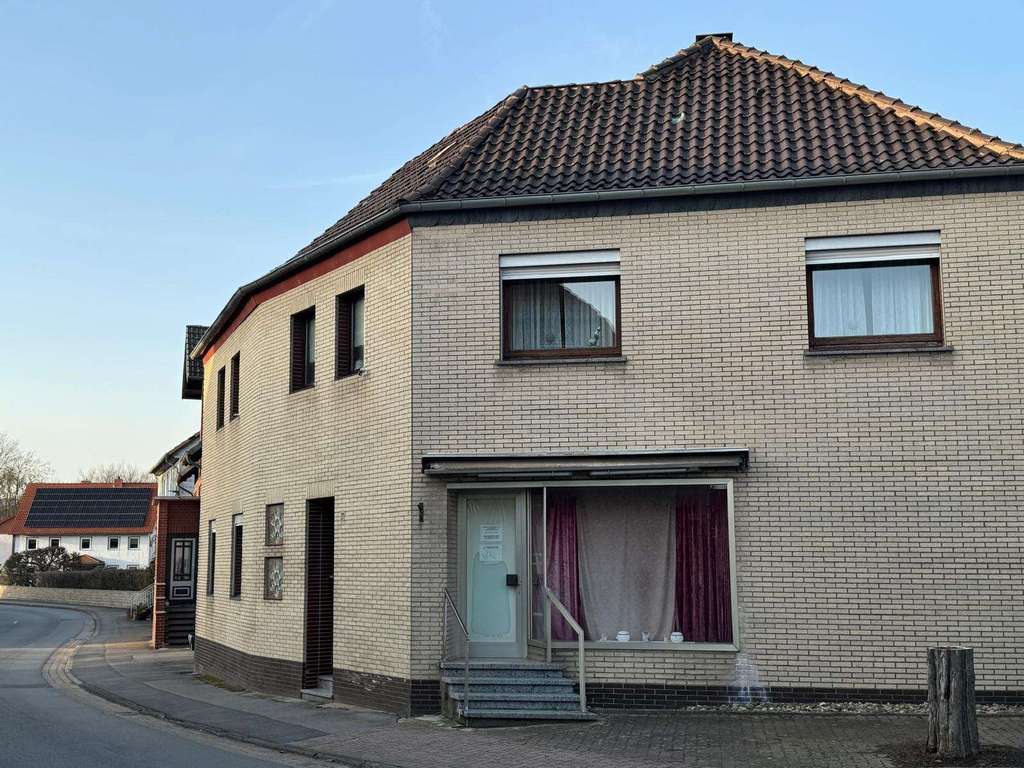 Immobilie in Salzhemmendorf - Raum für Familie & Selbstständigkeit  - vielseitige Immobilie - Bild 0