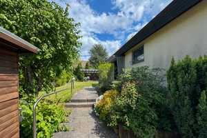 Viel Raum und Potenzial: Freistehendes Einfamilienhaus mit ausbaubarem Dachboden und großem Garten – Calw (Kreis) – Vorschaubild 27